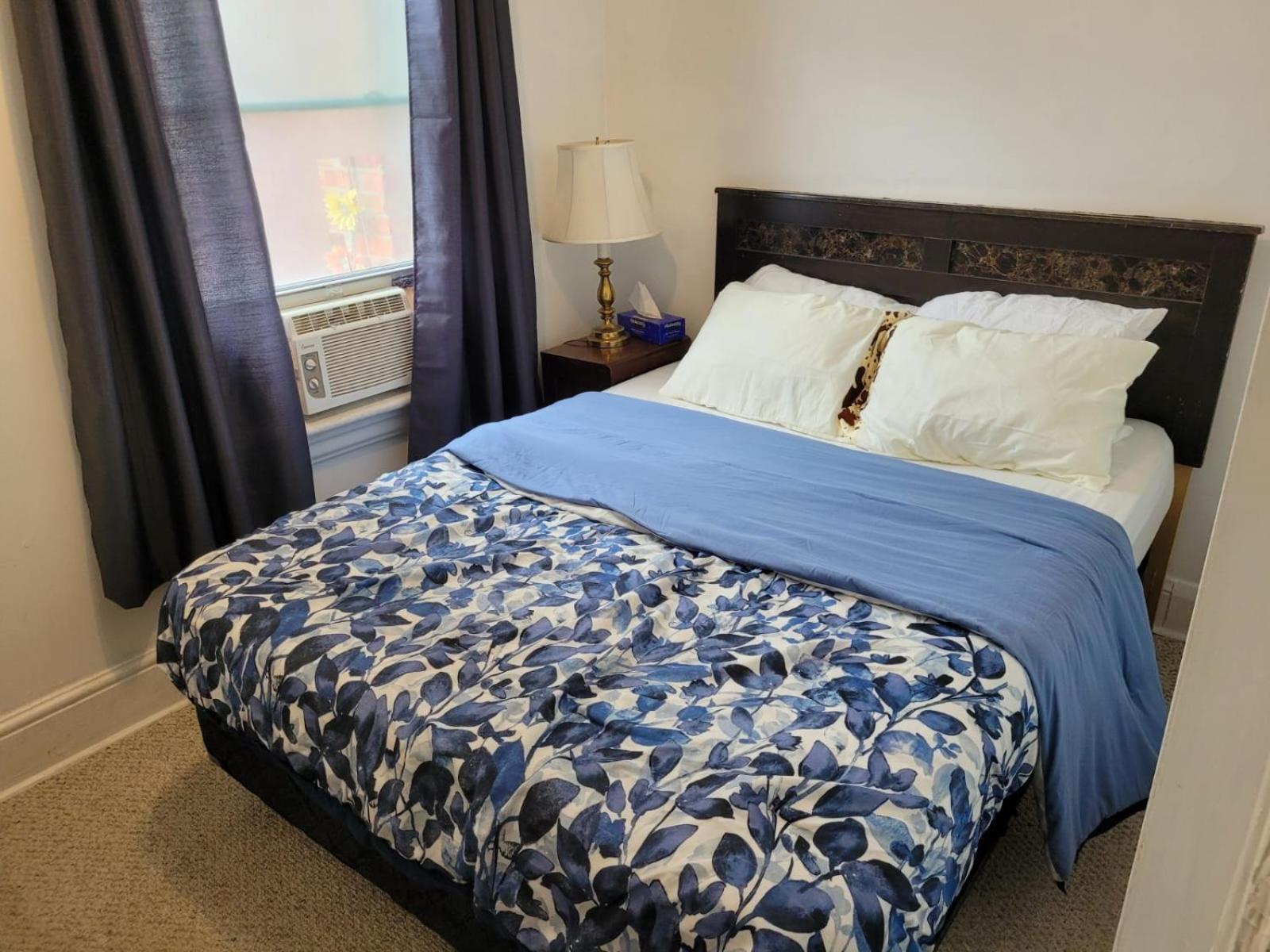Cozy Downtown Two Bedrooms Free Parking Кингстон Экстерьер фото