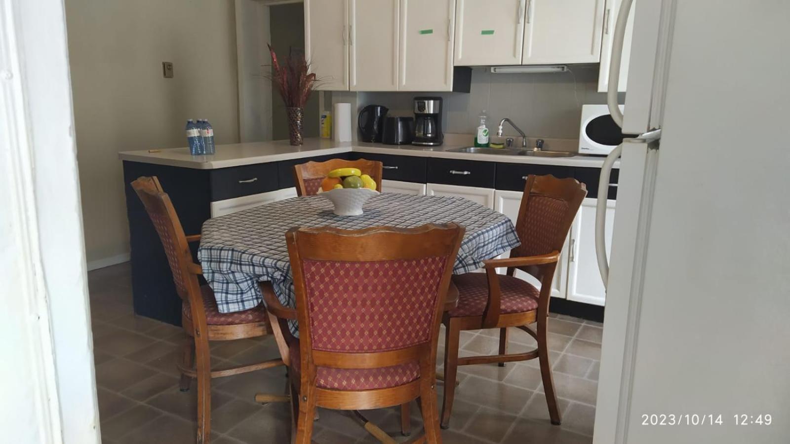 Cozy Downtown Two Bedrooms Free Parking Кингстон Экстерьер фото
